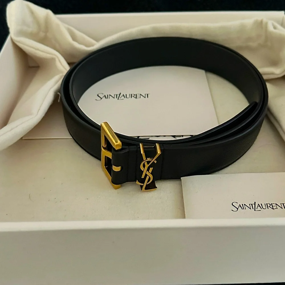 Yves Saint Laurent belt - Picture 1 of 14